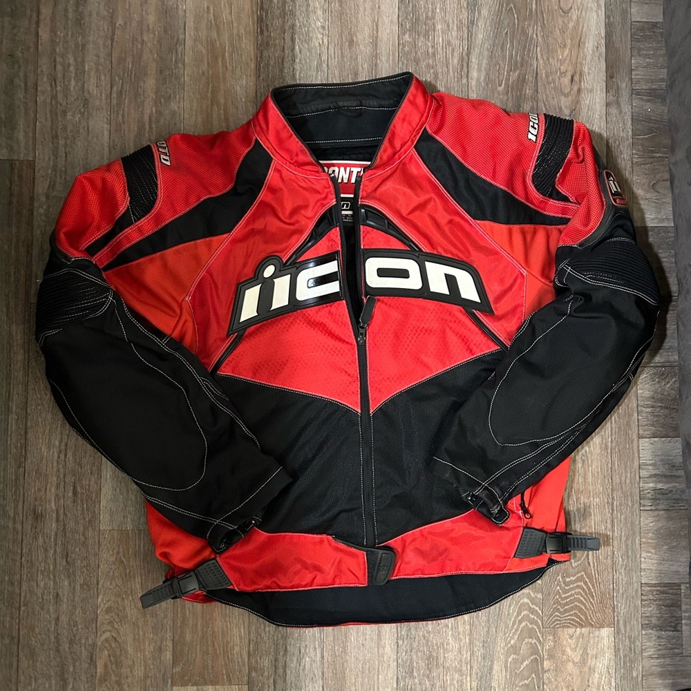 Icon Contra Warm Weather Red Leather Motorcycle Jacket Size XL